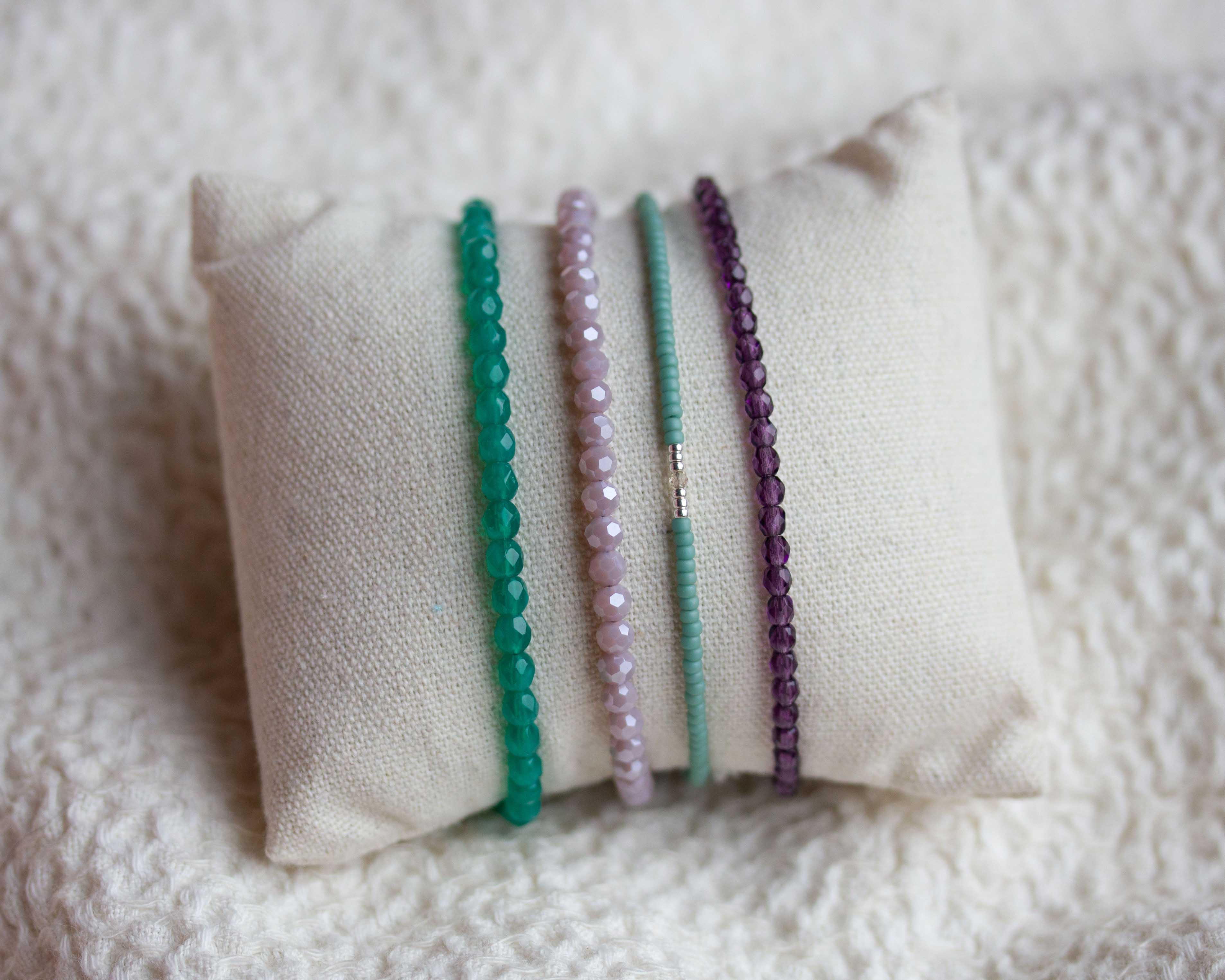 Sparkle lilac Saitee armbandje