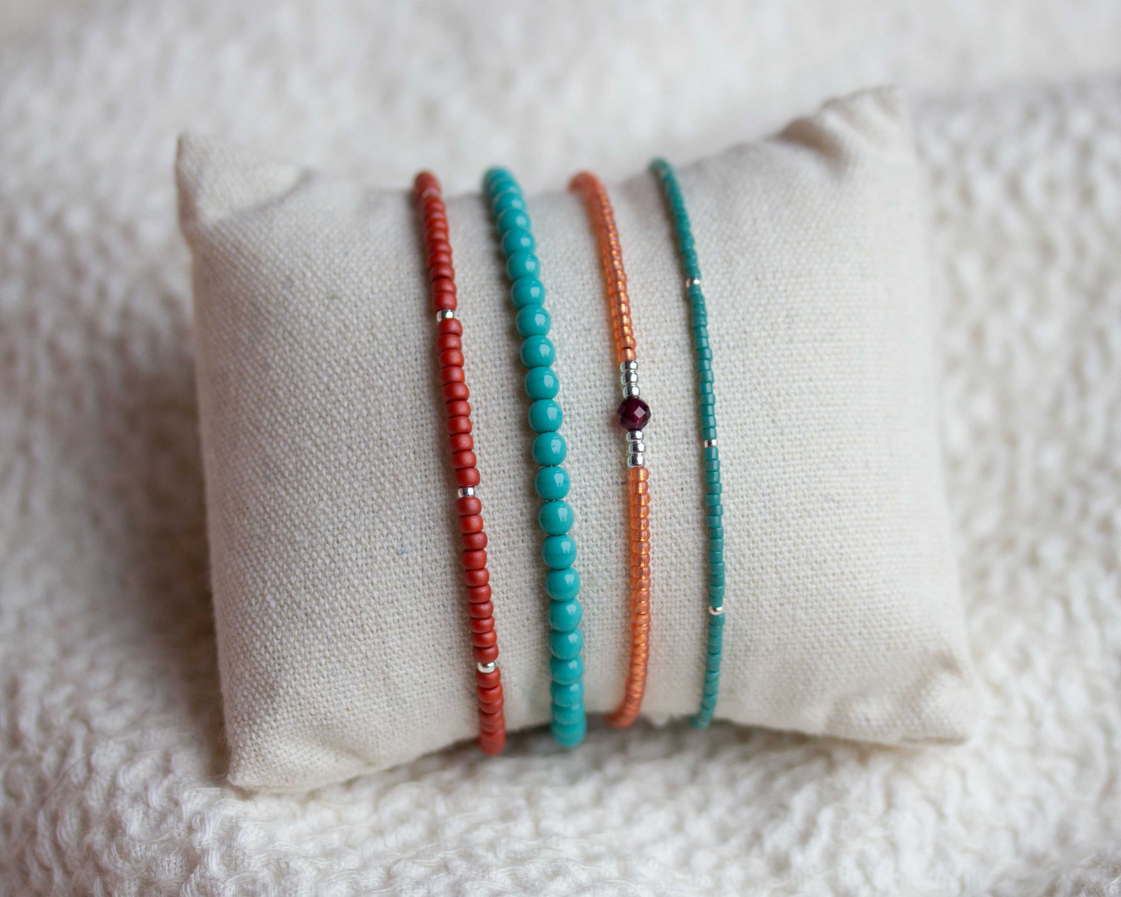 Bestie turquoise Saitee armbandje
