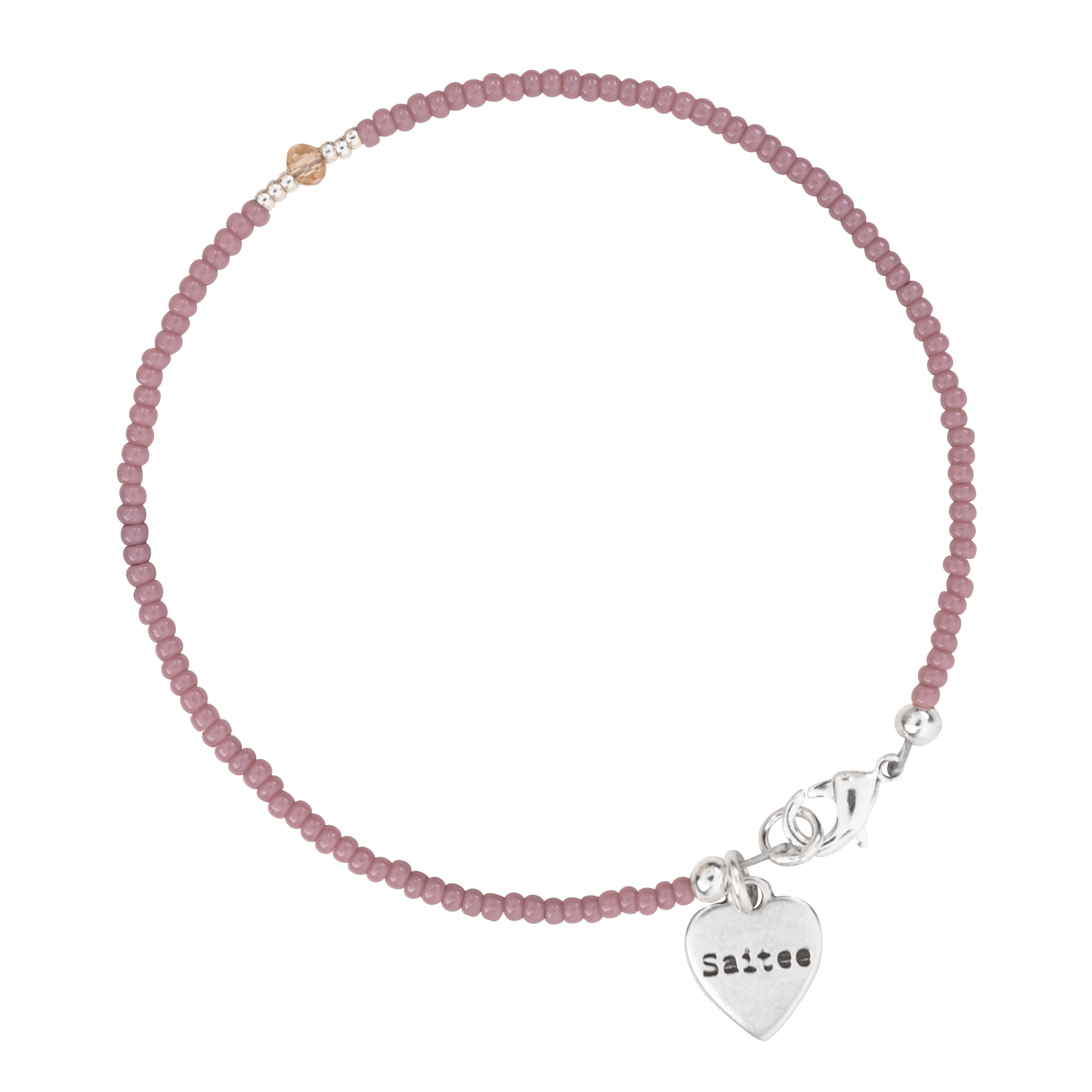 roze lila kralenarmbandje met hartje