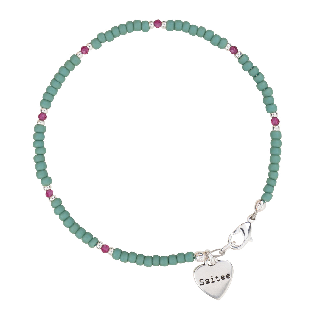 mintgroen kralenarmbandje met hartje en roze tussenkralen
