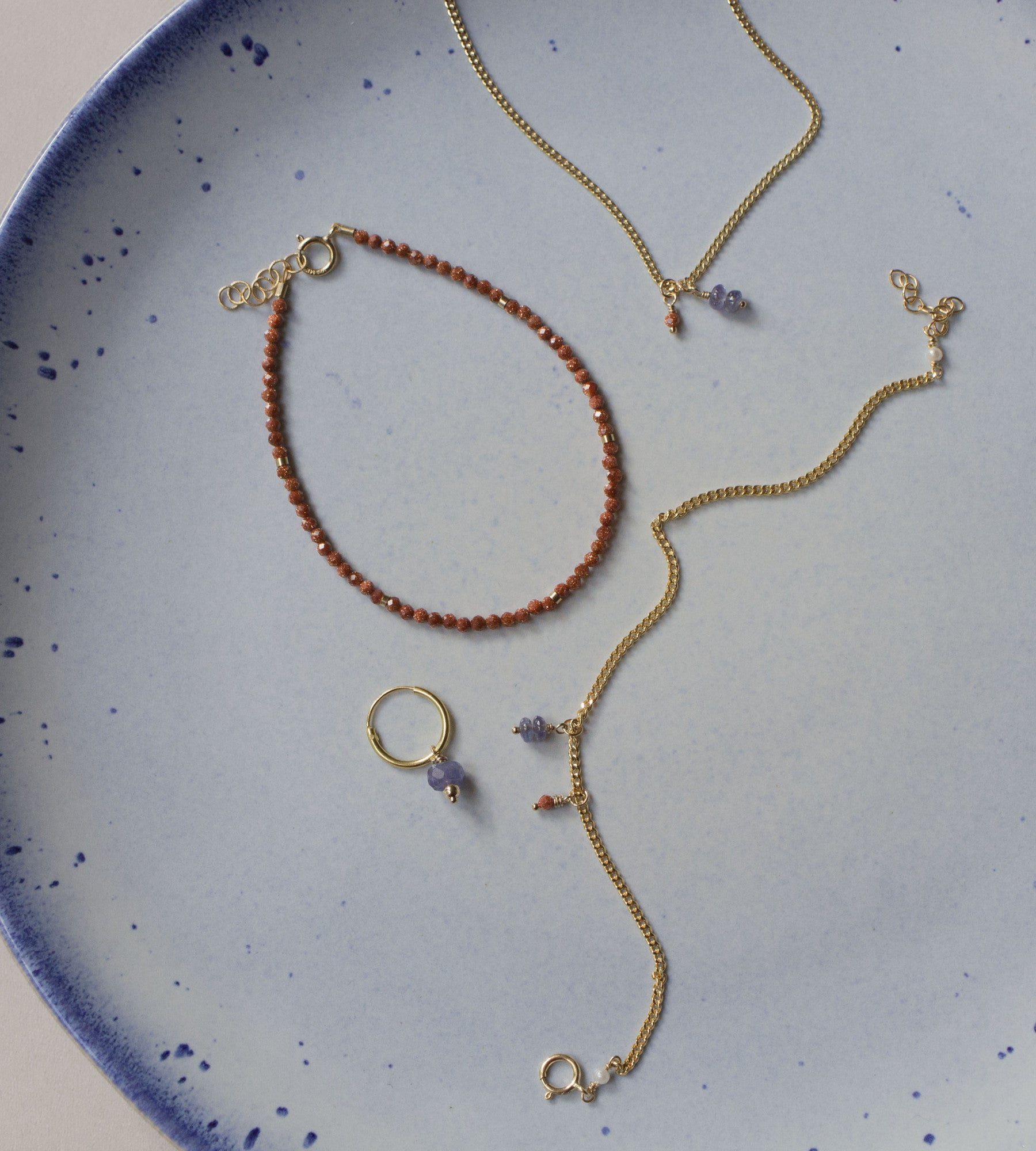 bord blauw goudsteen 2