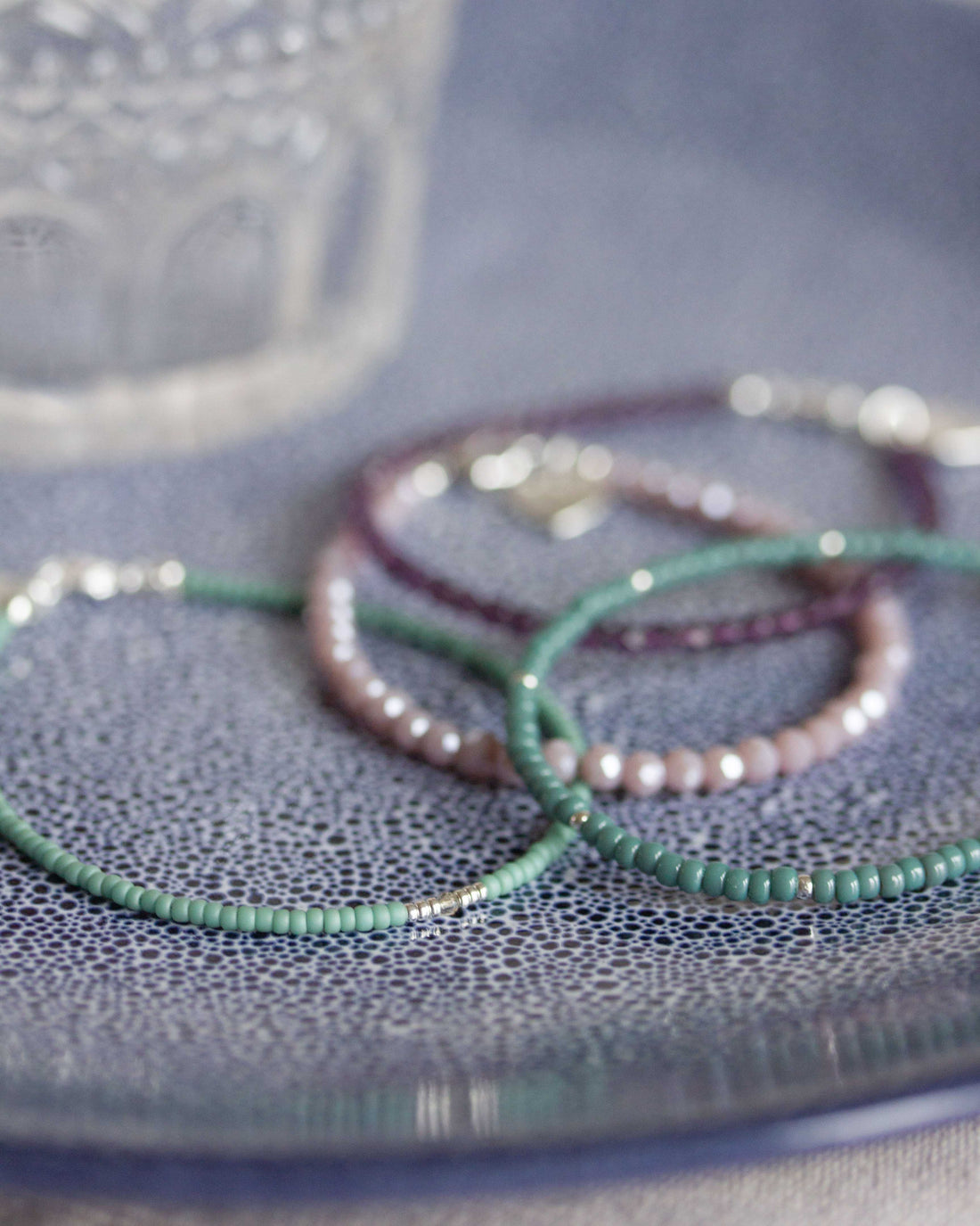 Basic needs Saitee armbandje