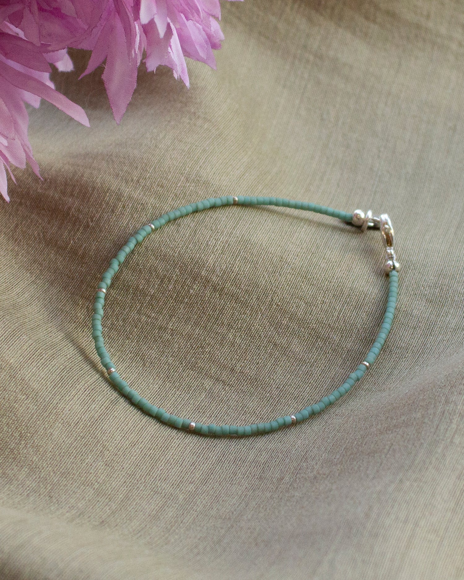 mintgroen fijn kralenarmbandje 