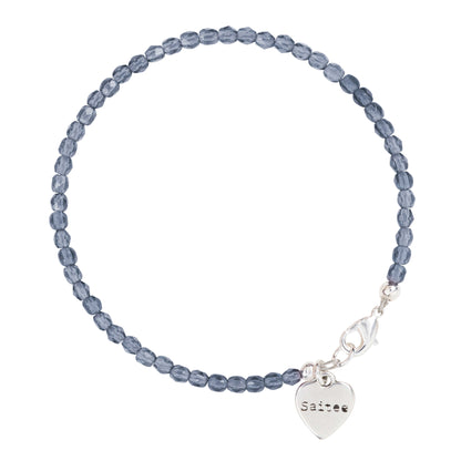 denimblauw kralenarmbandje met hartjes bedel